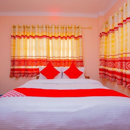 Oyo 589 Hotel Trimurti Катманду Экстерьер фото